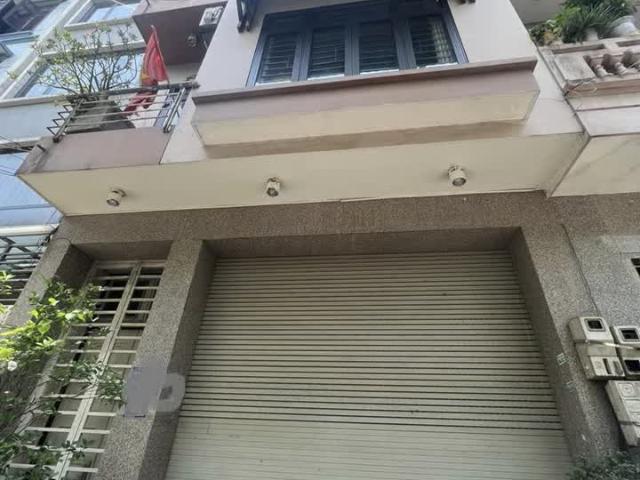 Nhà mặt phố bán tại Hoàn Kiếm, Hà Nội