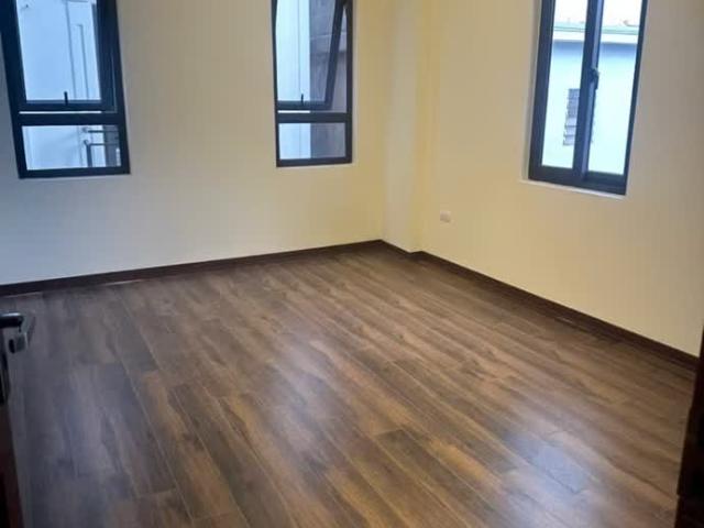 Nhà bán tại Hoàn Kiếm, Hà Nội