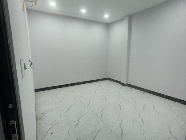 Nhà mặt phố bán tại Hoàn Kiếm, Hà Nội