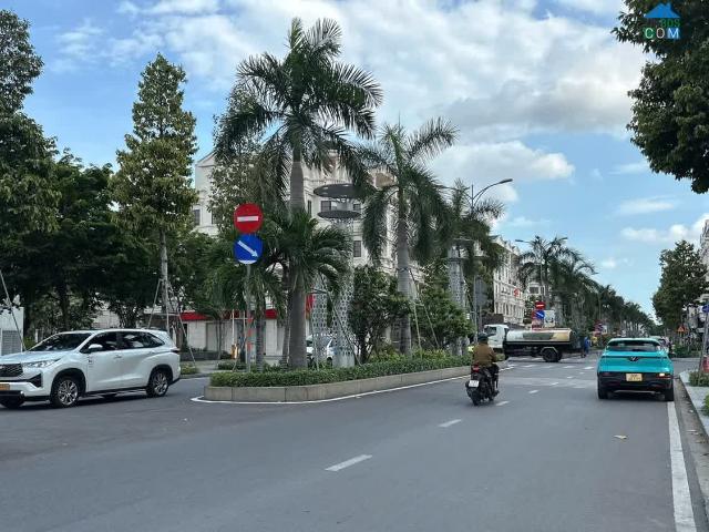 Biệt Thự bán tại Thủ Đức, Hồ Chí Minh