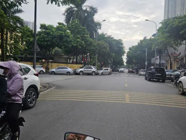 Biệt Thự bán tại Hoàn Kiếm, Hà Nội