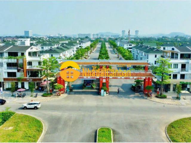 Nhà mặt phố bán