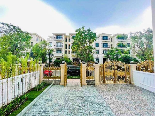Biệt Thự bán tại Thủ Đức, Hồ Chí Minh