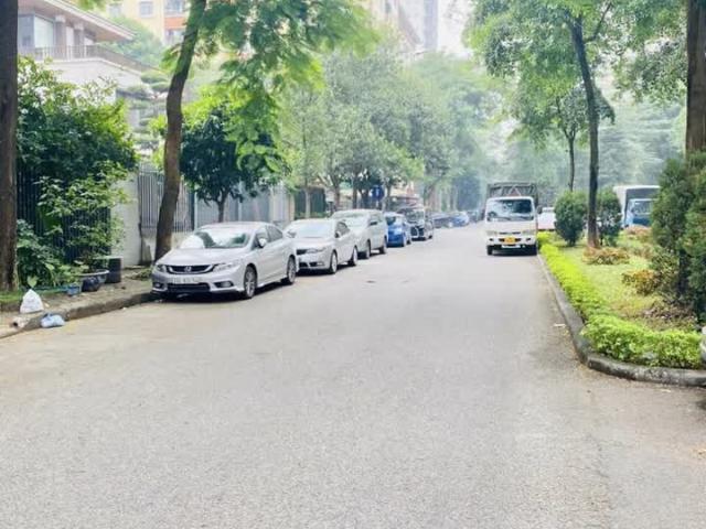 Nhà mặt phố bán tại Hoàn Kiếm, Hà Nội