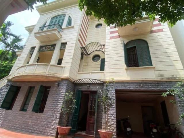 Biệt Thự bán tại Hoàn Kiếm, Hà Nội