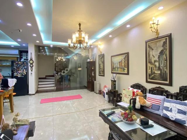 Nhà bán tại Hoàn Kiếm, Hà Nội