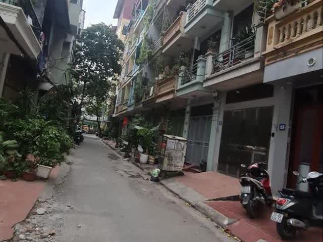 Biệt Thự bán tại Hoàn Kiếm, Hà Nội
