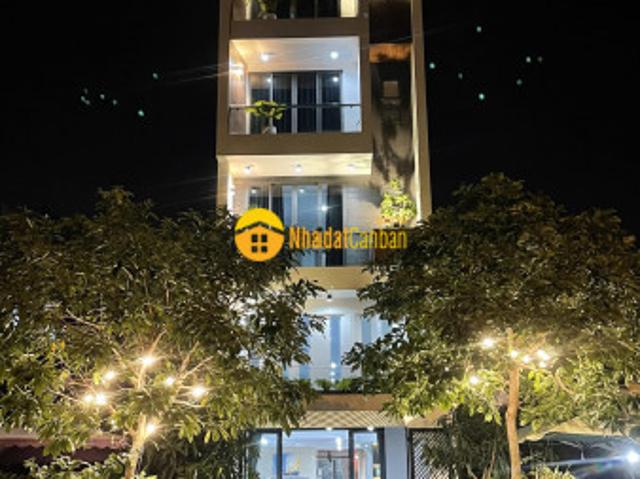 Nhà mặt phố bán