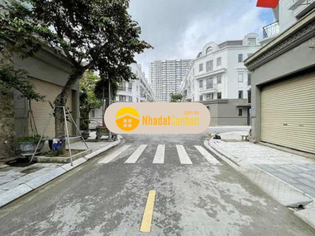Nhà bán