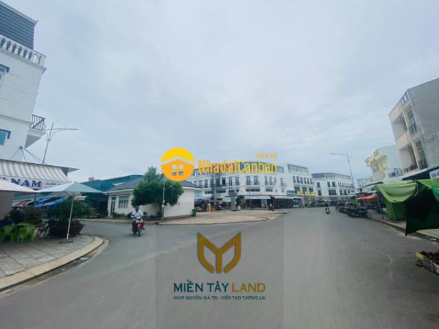 Nhà mặt phố bán
