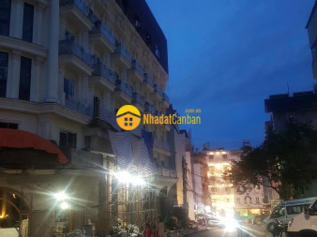 Nhà mặt phố bán
