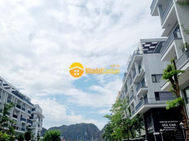 Nhà mặt phố bán