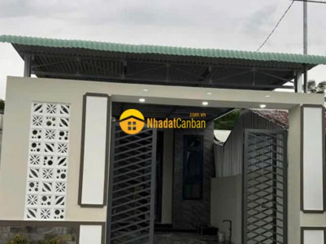 Nhà mặt phố bán