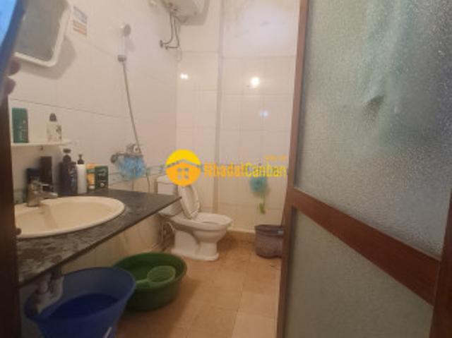 Nhà mặt phố bán