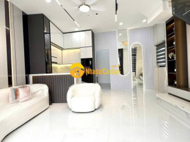 Nhà mặt phố bán