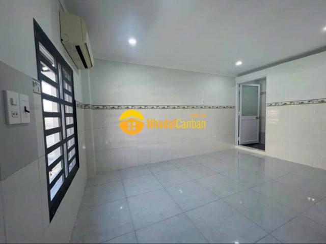 Nhà mặt phố bán
