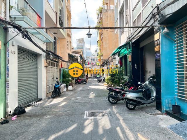 Nhà mặt phố bán