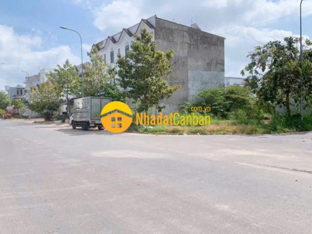 Mặt bằng bán