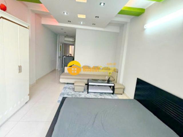 Nhà mặt phố bán