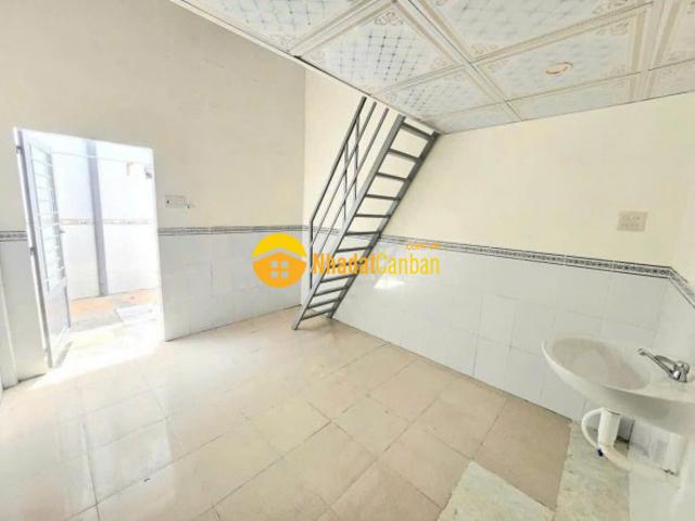 Nhà mặt phố bán