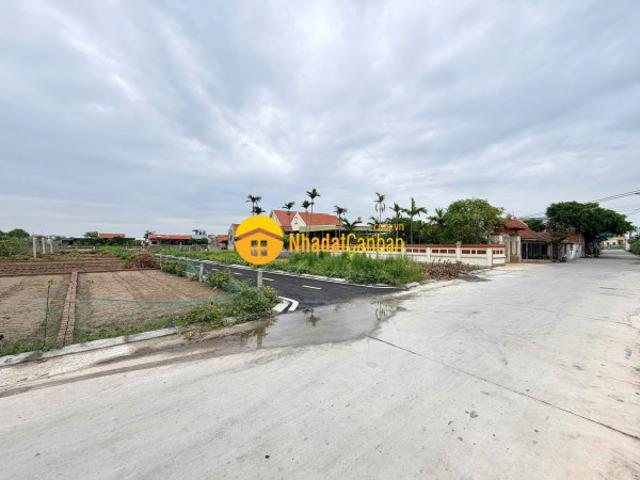 Mặt bằng bán
