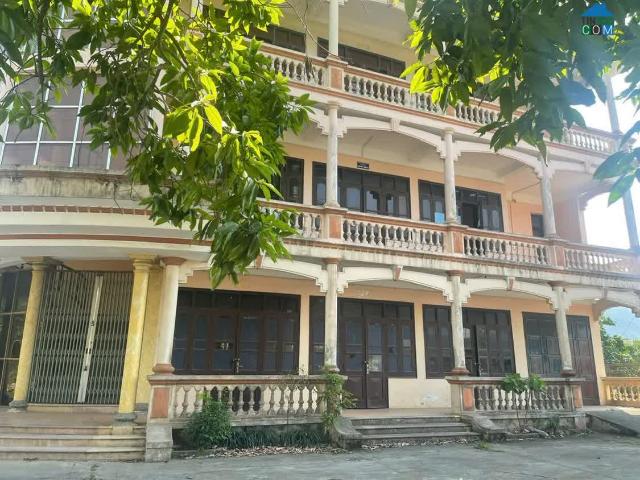 Nhà mặt phố bán