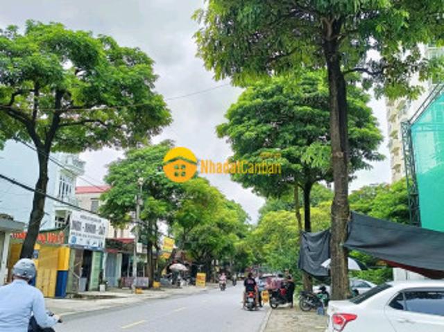 Nhà mặt phố bán