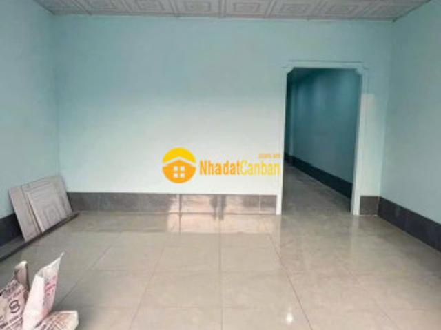 Nhà mặt phố bán