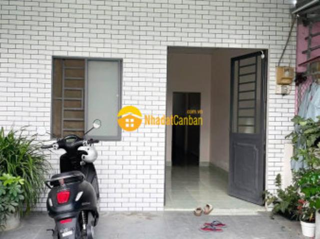 Nhà mặt phố bán