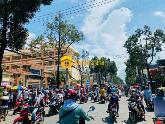 Nhà mặt phố bán