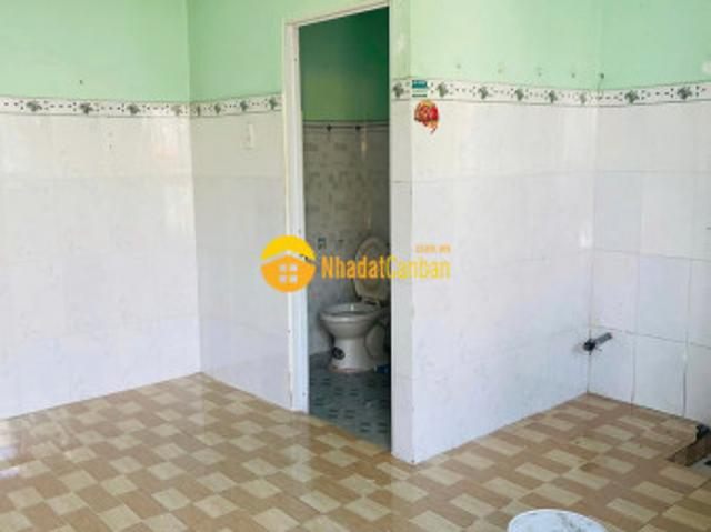 Nhà mặt phố bán