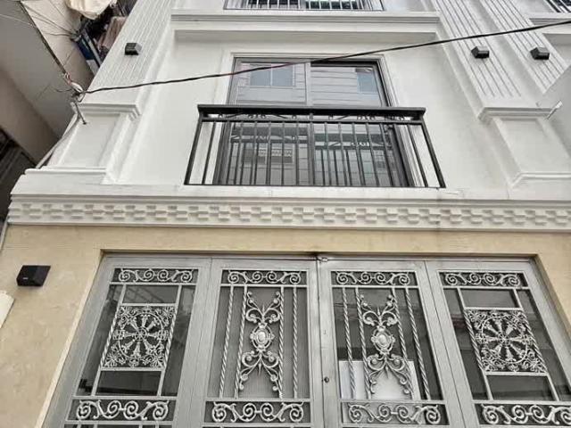 Nhà bán tại Khuôn viên UBND Thành phố Hồ Chí Minh, Thành phố Hồ Chí Minh