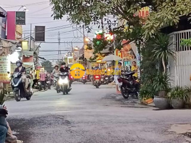 Mặt bằng bán