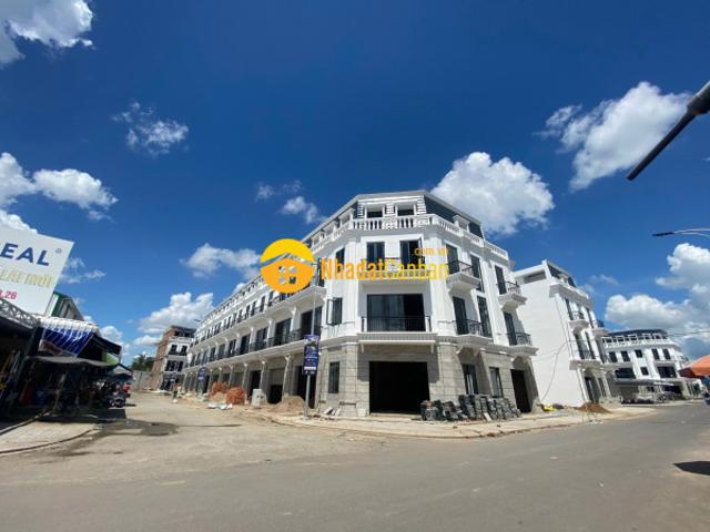 Nhà mặt phố bán