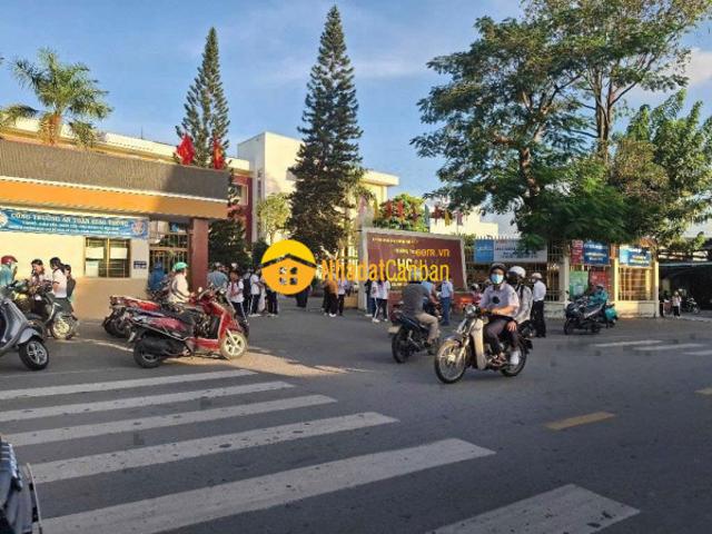 Nhà bán