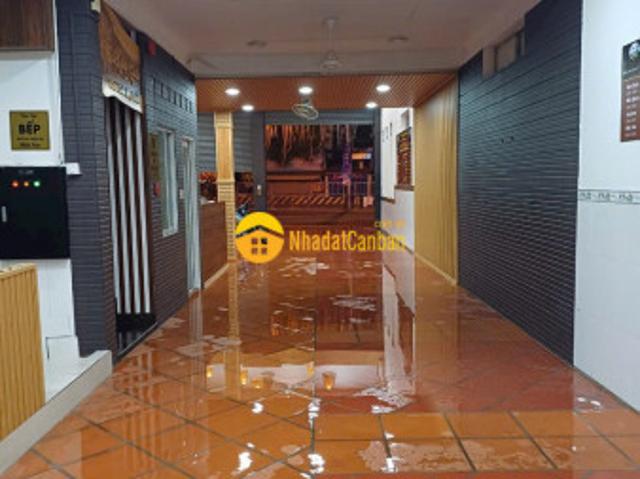 Nhà mặt phố bán
