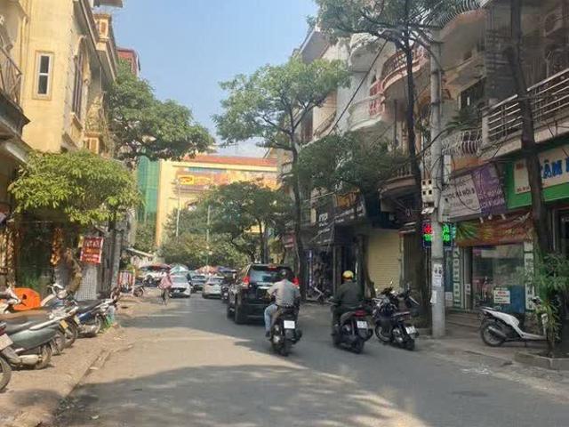 Nhà mặt phố bán tại Hoàn Kiếm, Hà Nội