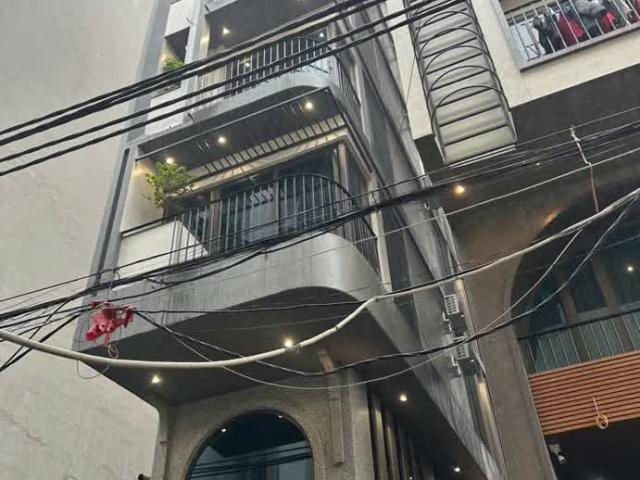 Nhà bán tại Hoàn Kiếm, Hà Nội