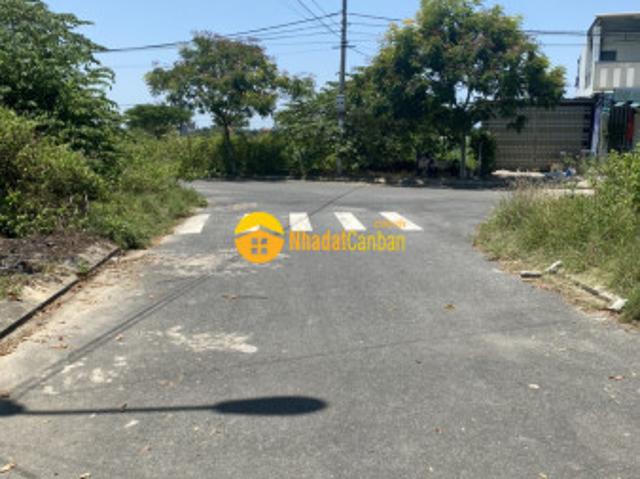 Nhà mặt phố bán