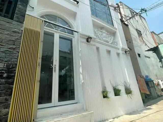 Nhà bán tại Khuôn viên UBND Thành phố Hồ Chí Minh, Thành phố Hồ Chí Minh