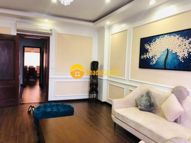 Nhà mặt phố bán
