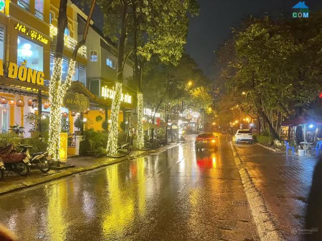 Nhà mặt phố bán tại Hoàn Kiếm, Hà Nội