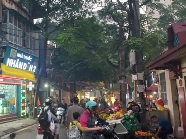 Nhà mặt phố bán tại Hoàn Kiếm, Hà Nội