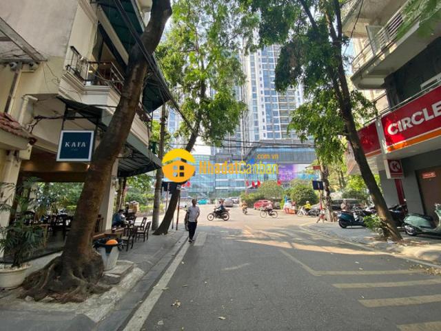 Nhà mặt phố bán