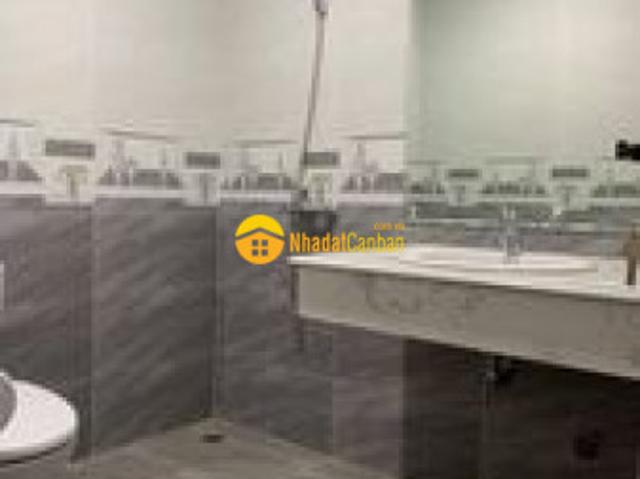 Nhà mặt phố bán