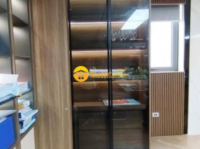 Nhà mặt phố bán