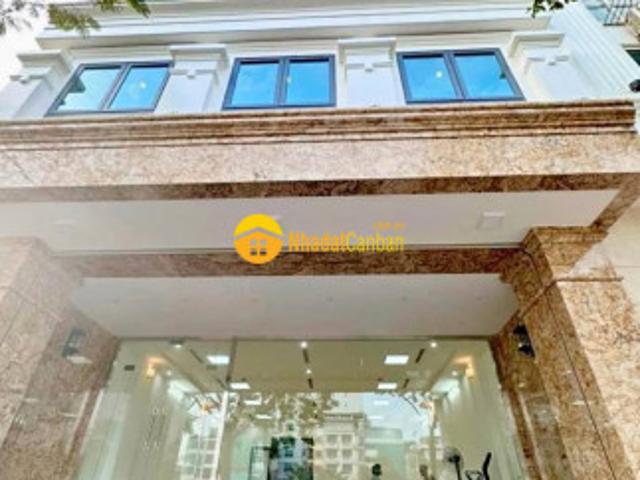 Nhà mặt phố bán