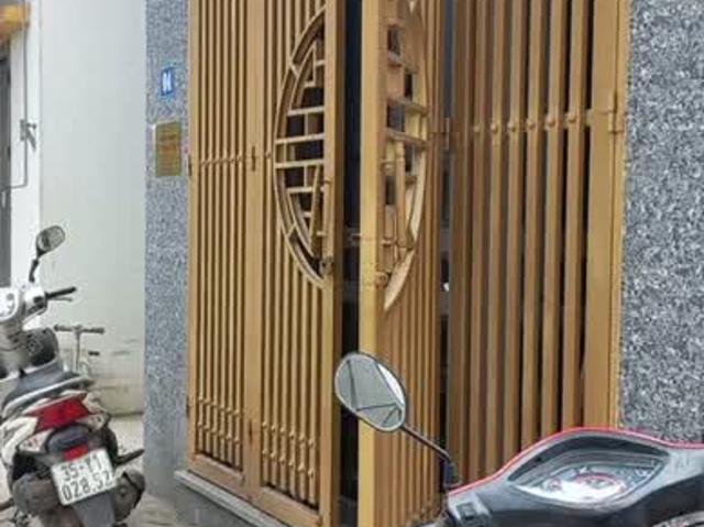 Nhà mặt phố bán tại Hoàn Kiếm, Hà Nội