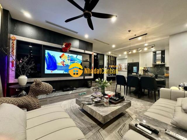 Nhà mặt phố bán