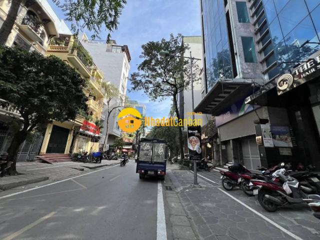 Nhà mặt phố bán